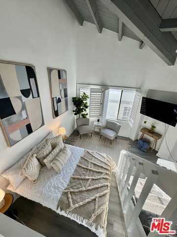 14 Mast St, Marina Del Rey, CA 90292