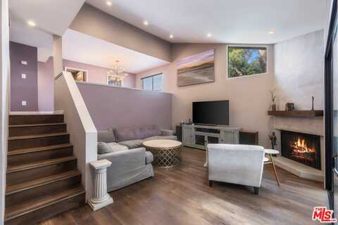 15161 Magnolia Blvd, Sherman Oaks, CA 91403