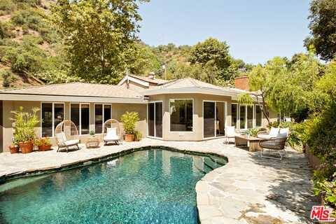3588 Mandeville Canyon Rd, Los Angeles, CA 90049