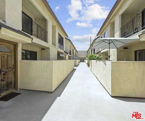 13211 Vanowen St, North Hollywood, CA 91605
