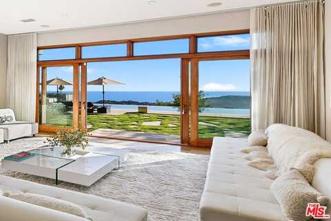 301 Loma Metisse Rd, Malibu, CA 90265