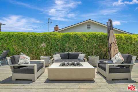 6814 Berquist Ave, West Hills, CA 91307