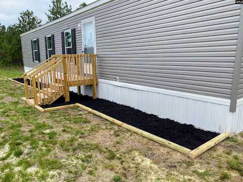 3 Harold Funderburke Lane, Hartsville, SC 29550