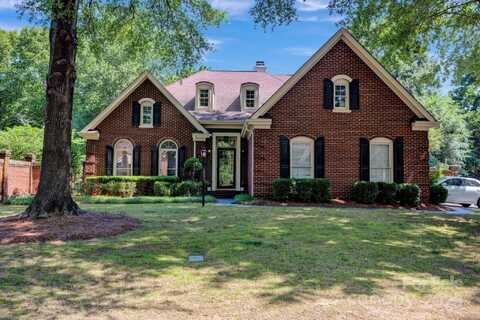 7014 Walton Heath Lane, Charlotte, NC 28277