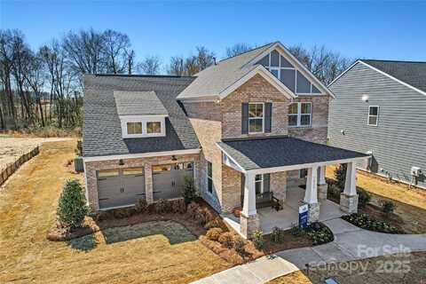 2005 Waxhaw Crossing Drive unit: 241, Waxhaw, NC 28173
