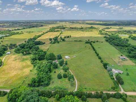 356818 East 1070 Road, Prague, OK 74864
