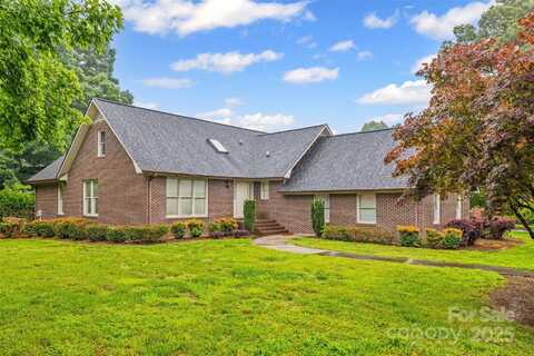 36433 Azalea Circle, New London, NC 28127