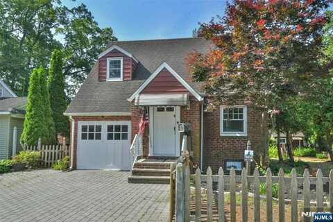 36 Grove Street, Waldwick, NJ 07463