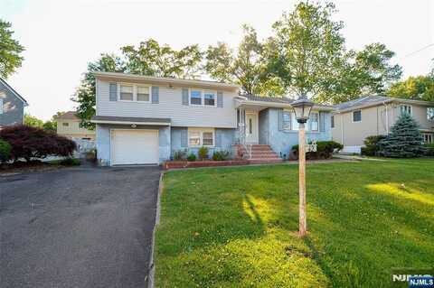 42 Kershner Place, Fair Lawn, NJ 07410