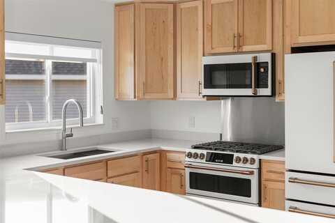 1520 Parmenter, Petoskey, MI 49770