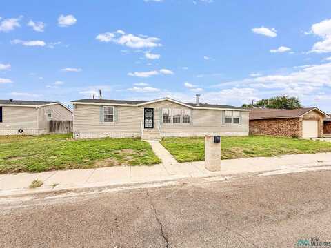 624 N Quiroz Drive, Hobbs, NM 88240