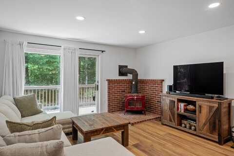 23 Hummingbird Road, Lincoln, NH 03251