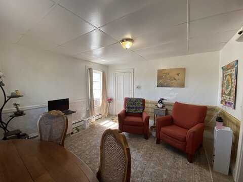 40 W Broadway Street, Derry, NH 03038