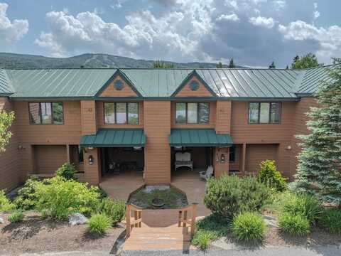 54 Appleby Close, Carroll, NH 03575