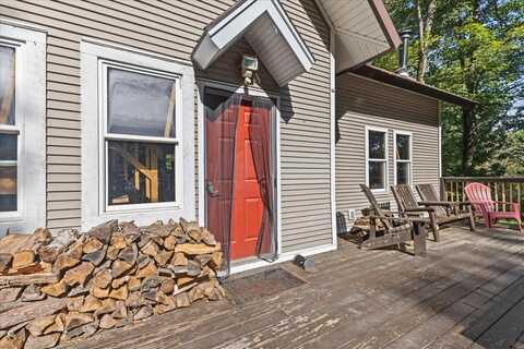 431 Sharkeyville Road, Bolton, VT 05676