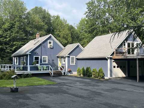 107 Spruce Grove Lane, Waterbury, VT 05677