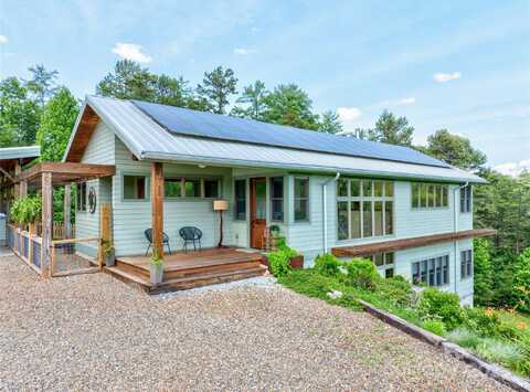 13 New Home Road, Marshall, NC 28753