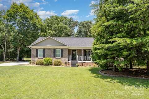 551 Sand Trap Drive, York, SC 29745