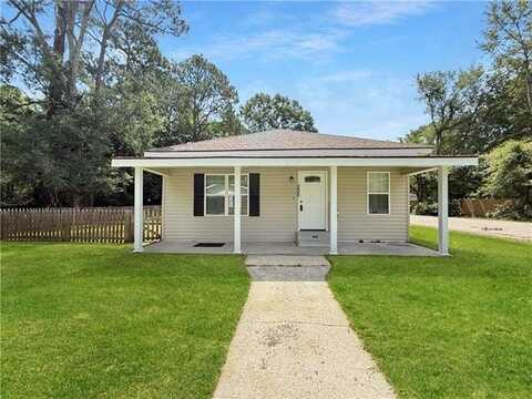 200 N STEELE Avenue, Picayune, MS 39466