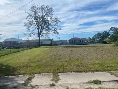 606 CHALMETTE Avenue, Chalmette, LA 70043