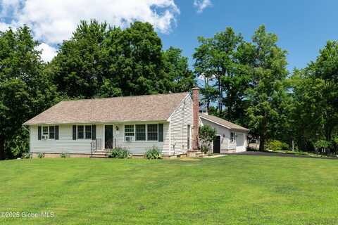 24 Clover Avenue, East Greenbush, NY 12061