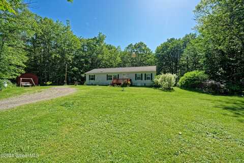 54 Williams Road, Stephentown, NY 12169