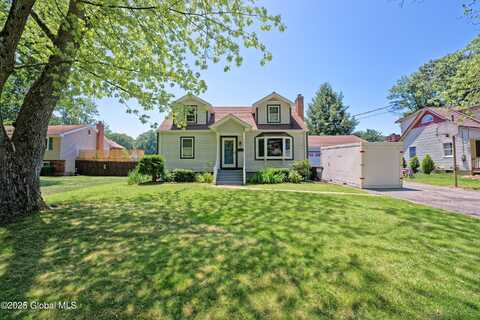 32 Fredericks Road, Glenville, NY 12302