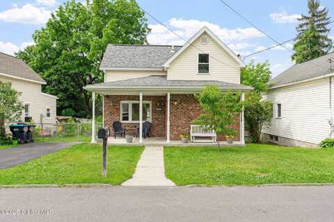11 Packer Avenue, Brunswick, NY 12180