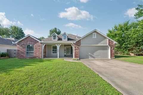2109 W Maple Street, Collinsville, OK 74021