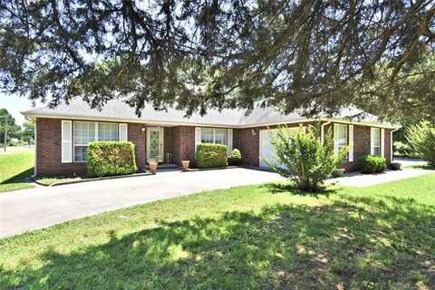 201 N Coo Y Yah Street, Pryor, OK 74361