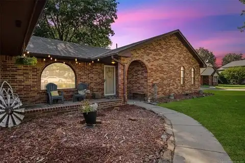 1925 Windstone Drive, Bartlesville, OK 74006