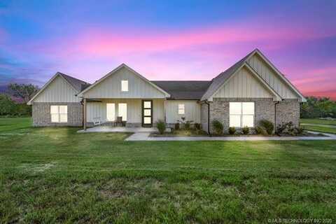 3144 N 205 Road, Beggs, OK 74421
