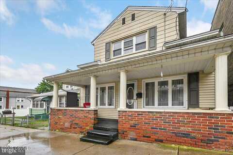 1114 W ARCH Street, Coal Township, PA 17866