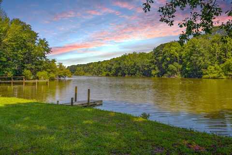 132 Ash Hill Drive, Eutawville, SC 29048