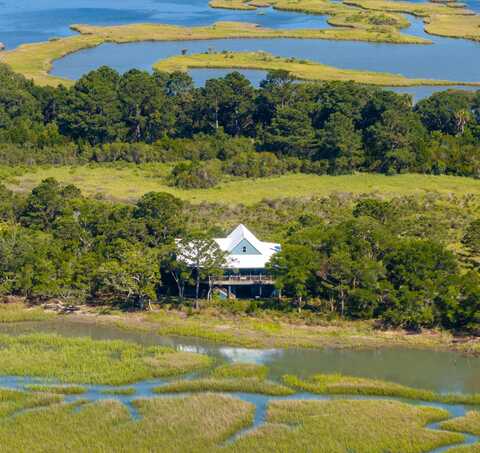 226 Old House Lane, Dewees Island, SC 29451