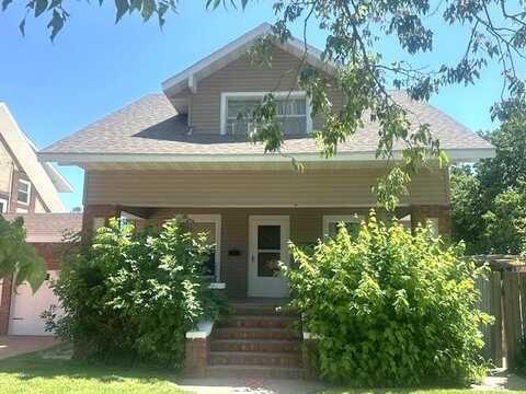 210 S E Street, Broken Bow, NE 68822