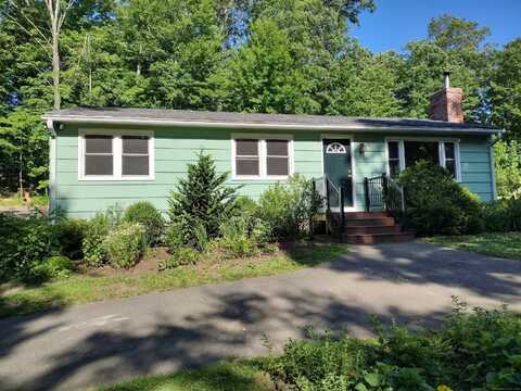 4 Newsome Road, Oxford, CT 06478