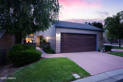 1458 Oakridge Park Road, Santa Maria, CA 93455