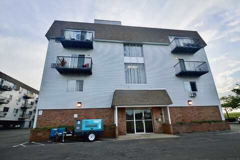115 Short Beach Road, Stratford, CT 06615
