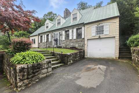567 Bunker Hill Avenue, Waterbury, CT 06708