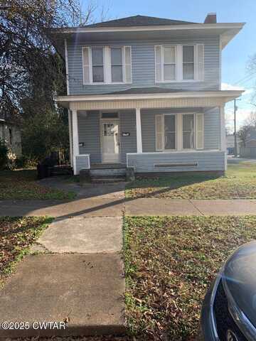 222 Division Avenue, Jackson, TN 38301