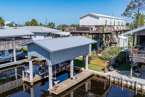 119 218th St, Suwannee, FL 32692