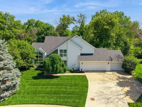 4709 Colt Drive, West Des Moines, IA 50265