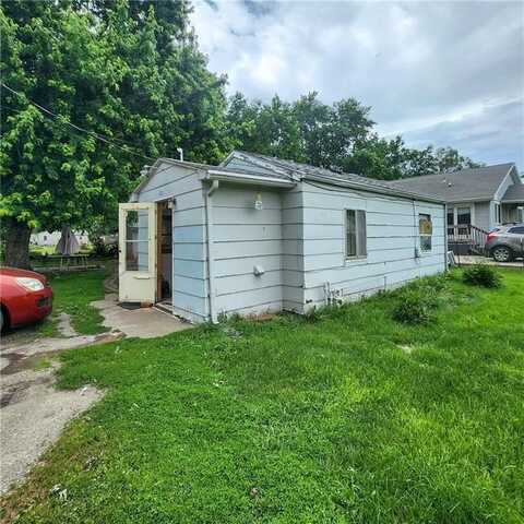 100 SE 34th Street, Des Moines, IA 50317
