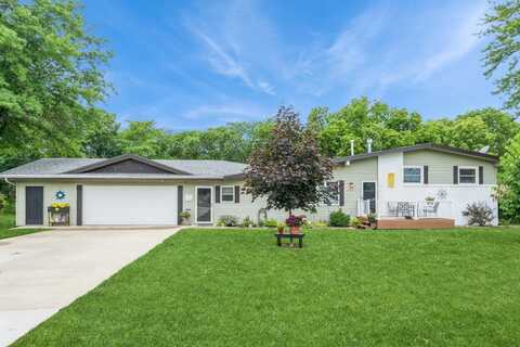 430 Lindhardt Road, Carlisle, IA 50047