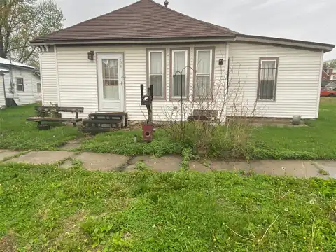 204 Missouri Avenue, Lorimor, IA 50149