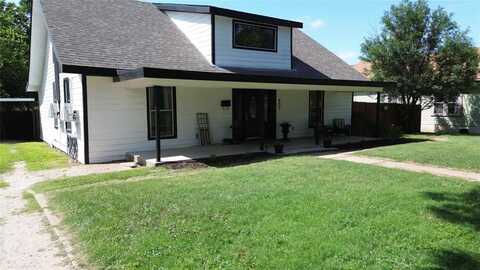 607 W 9th Street, Cisco, TX 76437