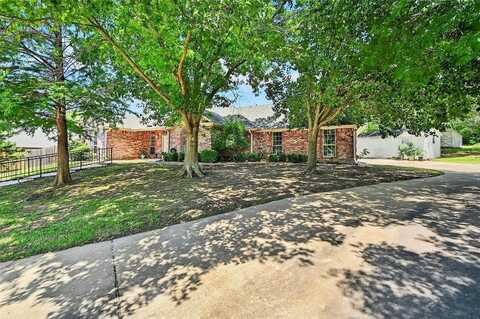 2107 Meadows Circle, Sherman, TX 75092