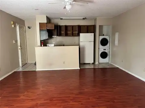 9823 Walnut Street, Dallas, TX 75243
