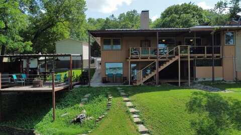 450 LAKESIDE Drive, Brownwood, TX 76801